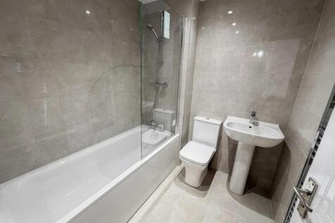 Laurel Hill Way, Colton, Leeds photo 4