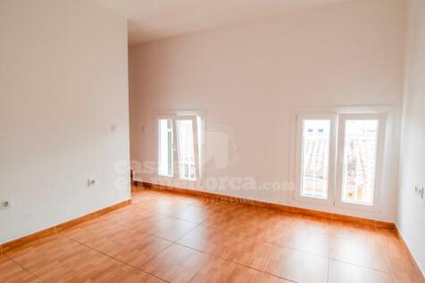 triplex flat with terrace in Mahon