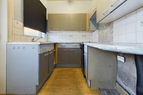 CAM04273G0-PR0038...