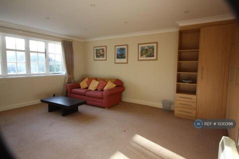 Lounge/Bedroom 