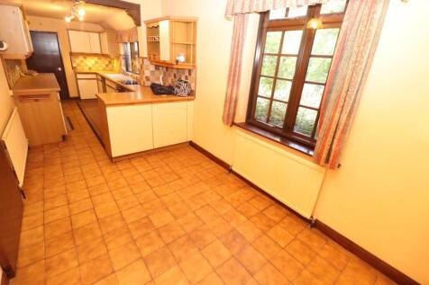 Kitchen/ Breakfast Room