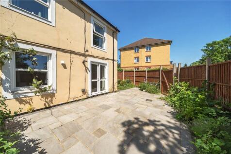 London, SE26 - property photo