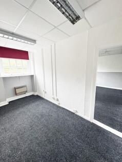 Office 7 (2)