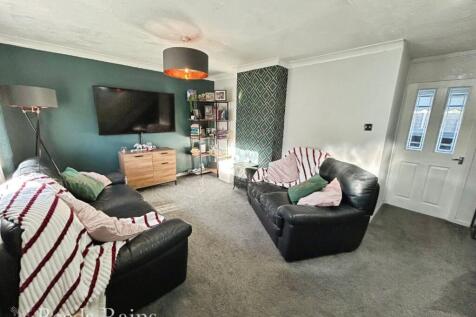 Parbold Court, Widnes, Cheshire, WA8 photo 4