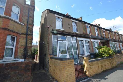 Hounslow, TW3 - property photo