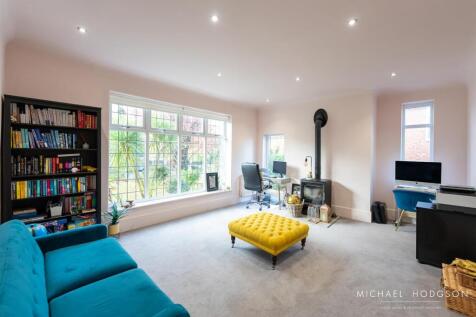 88 Queen Alexandra Road 2025-12.jpg