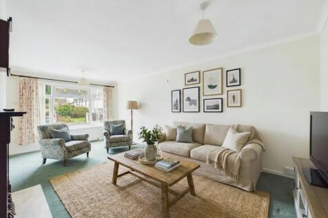 Lounge (Virtually Furnished)