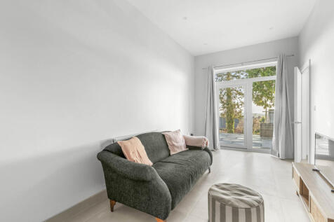 Hill View House, 2a Hillside Rd, SL7 3JY (LOW RES)