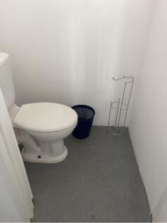 DOWNSTAIRS CLOAKROOM.jpg