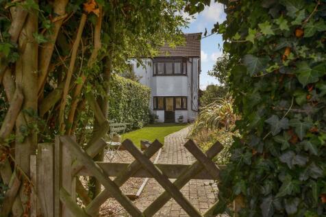 Front External Lifestyle Photograph Web