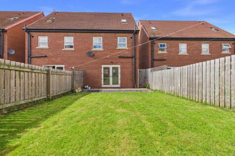 29- Rob Hammond EweMove Pontefract