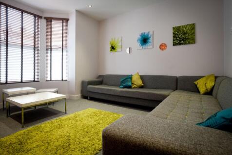 9 Bedroom Terraced in LS6 1EA