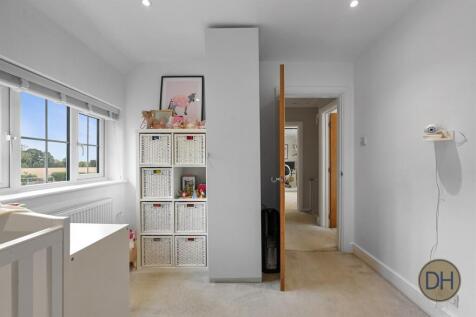 Nine Ashes Farm Cott