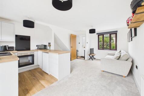 OPEN PLAN LOUNGE/KITCHEN/DINER