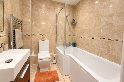 Tudor House, St Albans Road East, Hatfield, AL10 photo 5