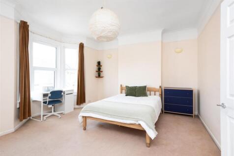 6 Victoria Road-1.jpg