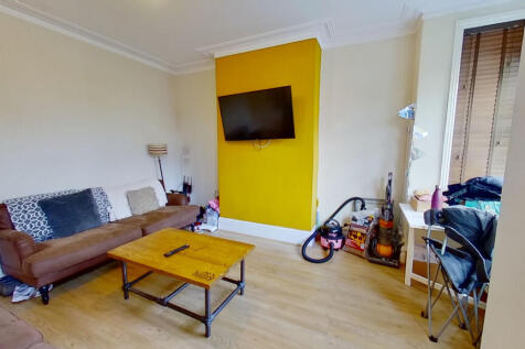 st-anns-avenue-10122022172407