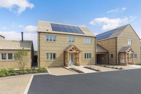 4 Saxon Drive.jpg