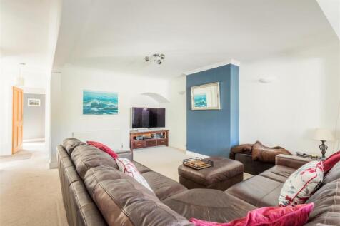 97 Poplar Avenue-10.jpg