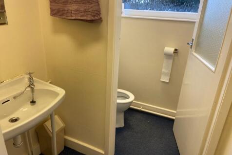 Office to rent Image 7