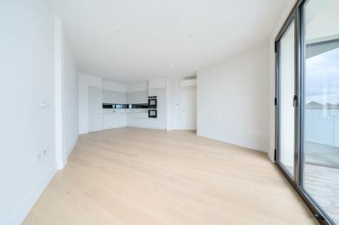 Davidson Frost-Wellings, DFW, Finchley Road, Londo