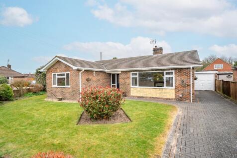 Andover, SP10 - property photo