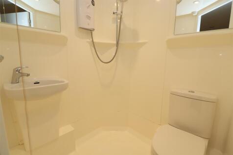 Shower pod.JPG