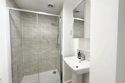 En-suite 2