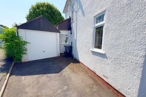 Garage and driveway.jpg