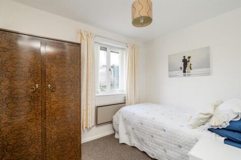 19 Hartlebury Close_8.jpg