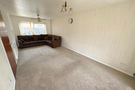 Springwell Road, Leamington Spa photo 3