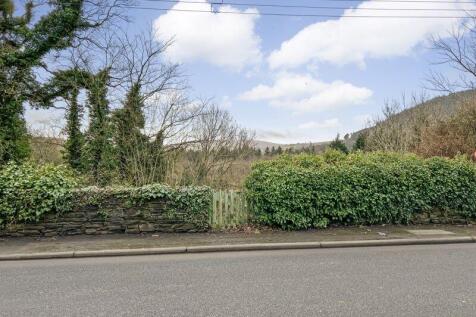 Plot, Ballacraine