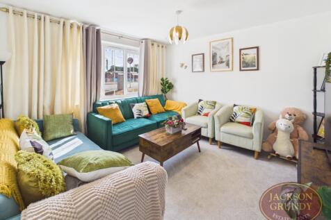 MARRAM CRESCENT