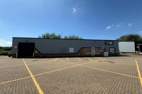 Unit 18 Millbrook Close - External (2).jpeg