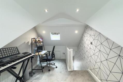 StudyBedroom (2).jpg