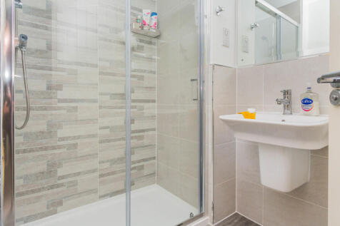 En Suite Shower R...