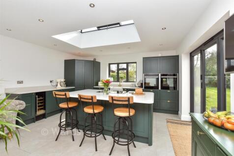 Kitchen/Breakfast Area