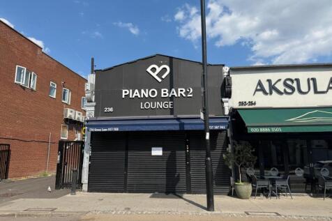 236 Green Lanes