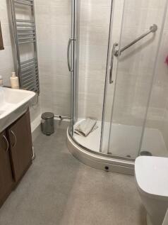 Shower2.jpg