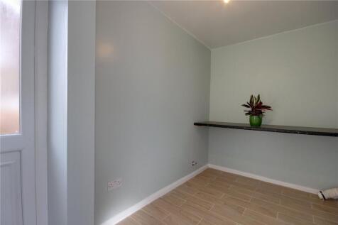 Roseberry Crescent, Middlesbrough, TS6 photo 5