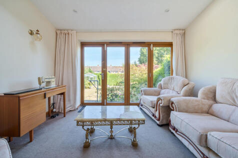 1334448-17-689b18...