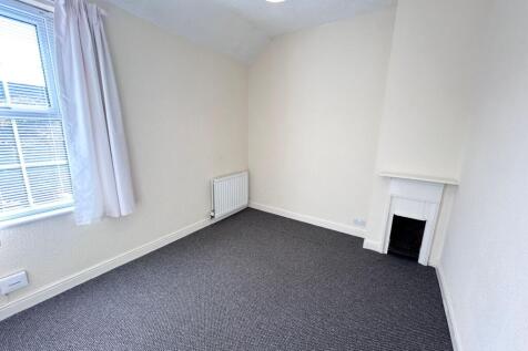 Holcroft Hill, Barrow-In-Furness, LA13 photo 5