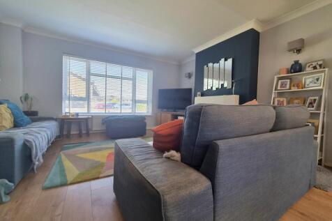 Russell Road, Havant photo 3