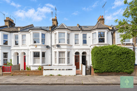 3 Bedroom Terraced for Sale