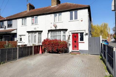 4 bedroom house in Cranford