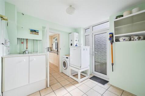 ST. JOHNS AVENUE, (3).jpg