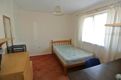 Bedroom 2 Rear FF.JPG