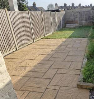 Bingham Road_Garden (002).jpg