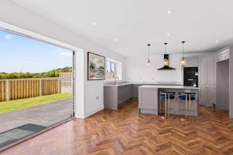 Church Crescent_85.jpg