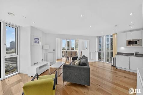 London, E3 - property photo